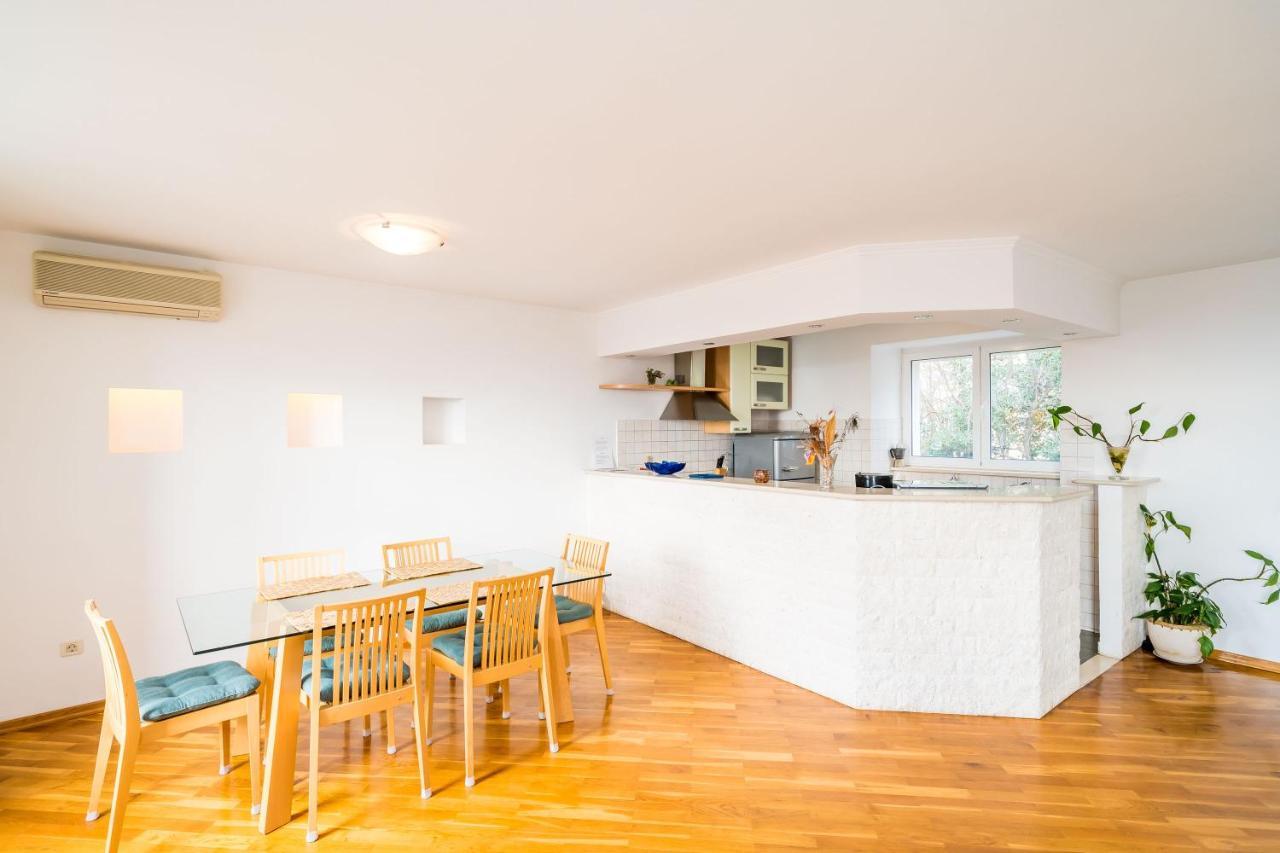 Appartement Deluxe Duplex House With Terrace à Dubrovnik Extérieur photo
